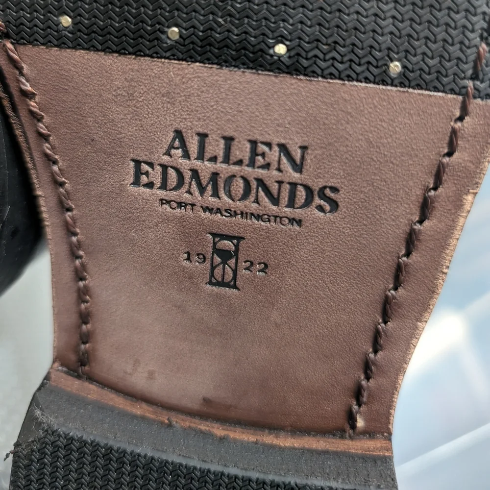 Allen Edmonds Cyrus NWOT 8.5 black leather‎ classic lace up oxford shoes